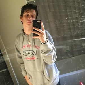 Meet your Posher, Cameron